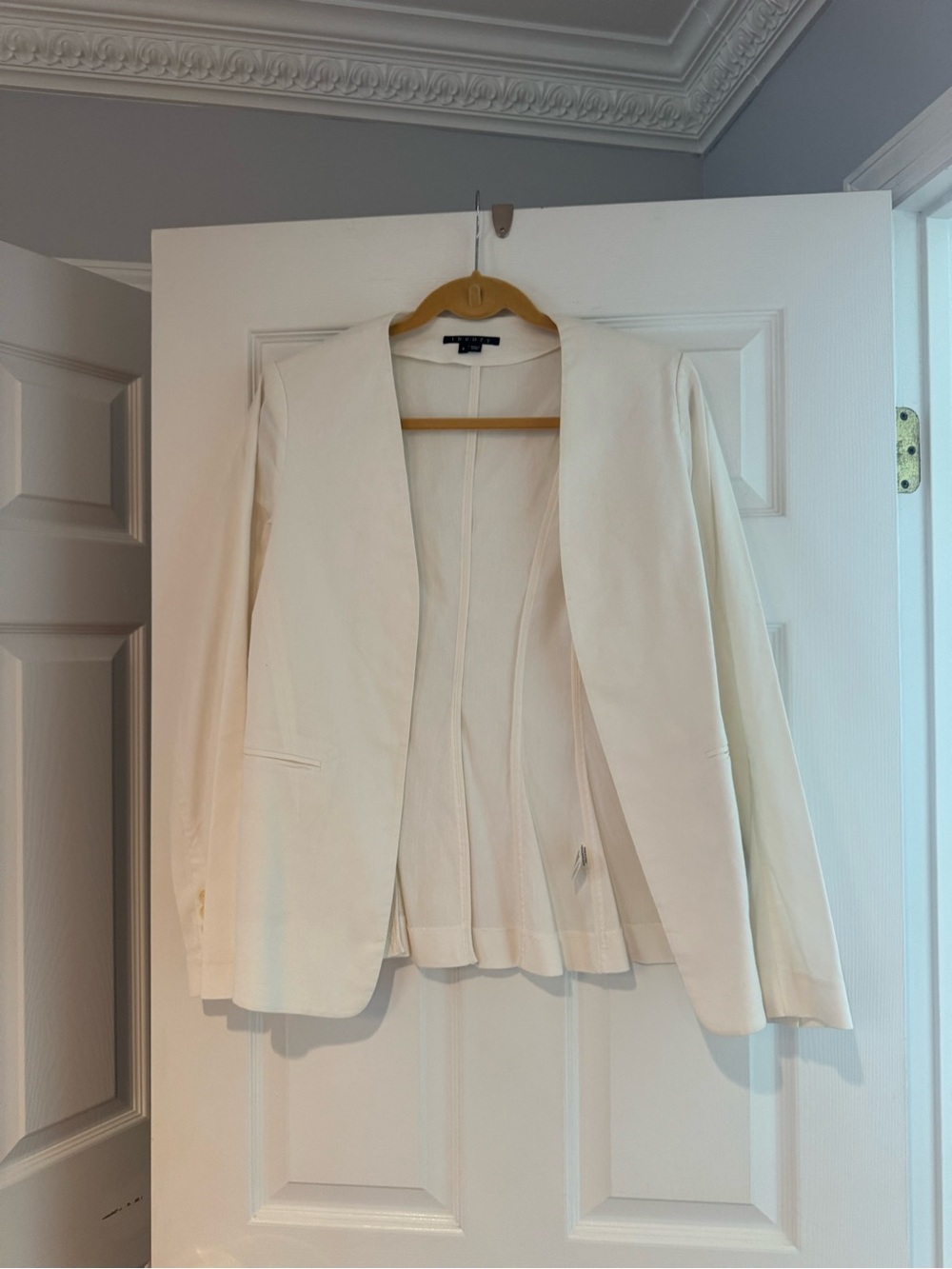 Theory Women's Cream Open-Front Blazer